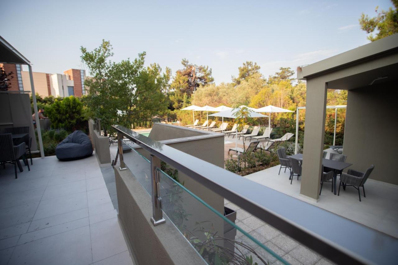 8 Boutique Suites Nea Poteidaia Esterno foto